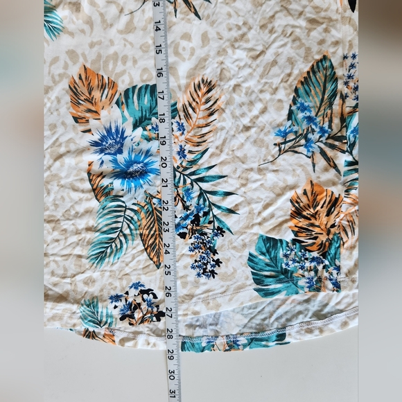 NWT JM Collection Women's Cold Shoulder Tee Size 3X - Picture 5 of 11